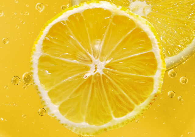 The Lemon Hair Hack That Stops Dandruff and Saves Your Hair